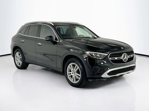 Certified 2026 Mercedes-Benz GLC 300 4MATIC image 3