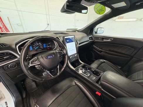 Used 2021 Ford Edge ST-Line AWD/4WD image 14