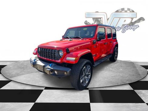 Used 2024 Jeep Wrangler Sport S w/ Convenience Group image 2