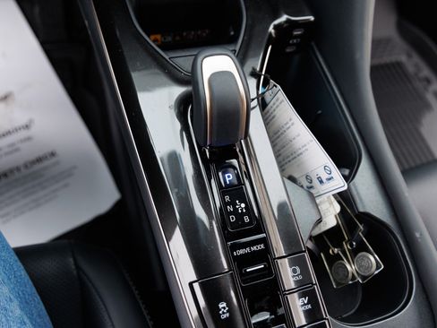 Certified 2026 Toyota Crown XLE image 26