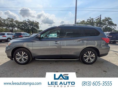 Used 2019 Nissan Pathfinder SV AWD/4WD image 6