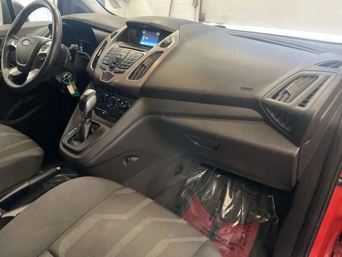 Used 2016 Ford Transit Connect XLT image 20