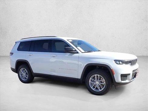 New 2026 Jeep Grand Cherokee L Laredo AWD/4WD image 6