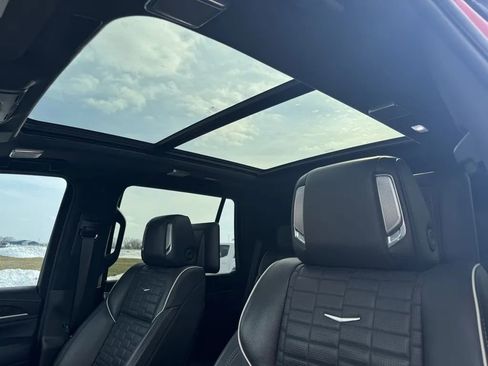 Used 2021 Cadillac Escalade Sport Platinum image 29