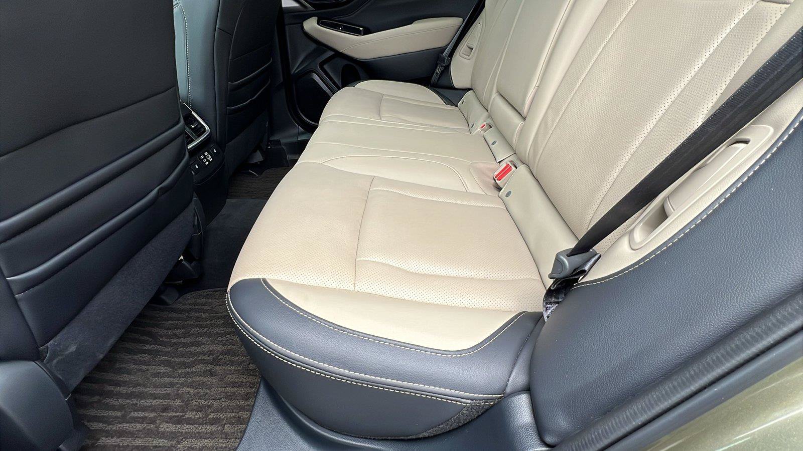Used 2024 Subaru Outback Limited AWD/4WD image 18