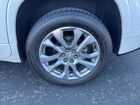 Used 2018 Chevrolet Traverse Premier image 10