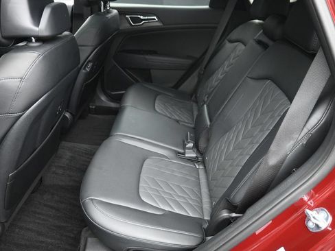 Used 2025 Kia Sportage X-Line w/ Premium Package AWD/4WD image 14