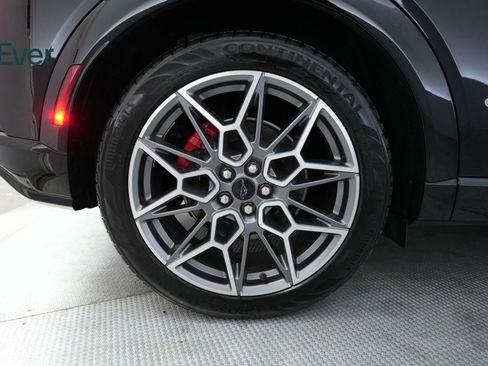 Used 2025 Ford Mustang Mach-E GT image 22