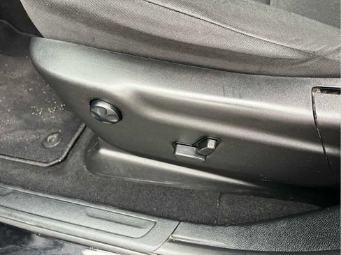 Used 2023 Dodge Durango SXT Launch Edition image 29