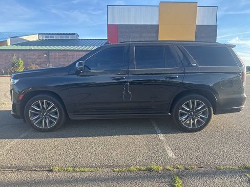 Used 2023 Cadillac Escalade Sport Platinum image 4