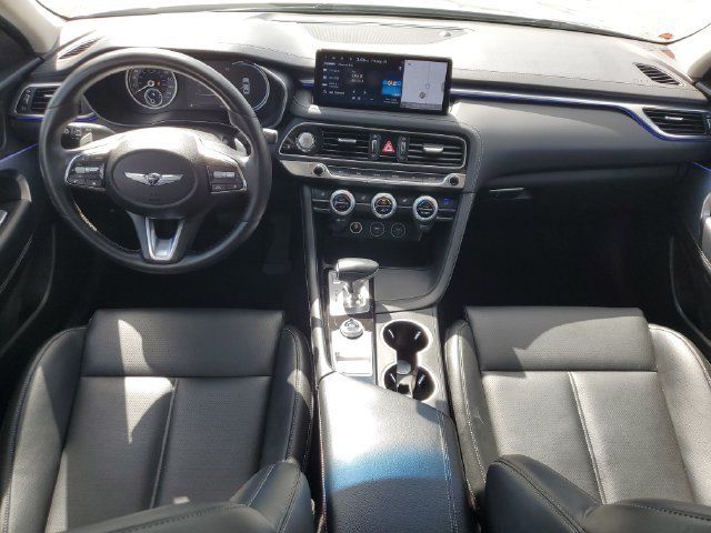Used 2022 Genesis G70 2.0T RWD image 8
