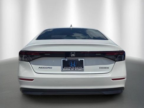 Certified 2024 Honda Accord EX image 4