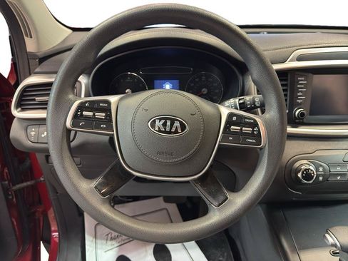 Used 2020 Kia Sorento LX AWD/4WD image 17