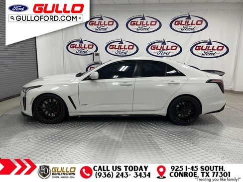Used 2023 Cadillac CT4 V Blackwing w/ Driver Assist Package RWD image 4