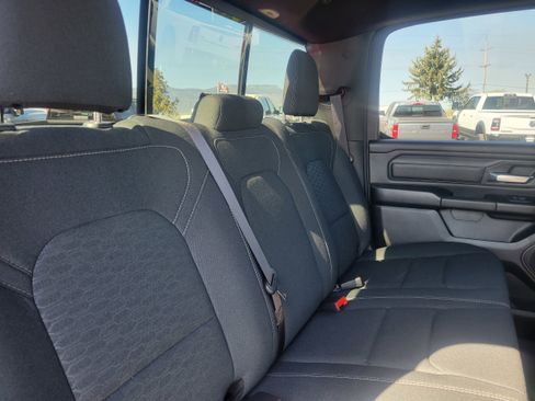 New 2026 RAM 1500 Express image 16