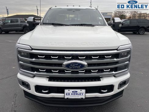 Used 2024 Ford F250 Platinum image 30