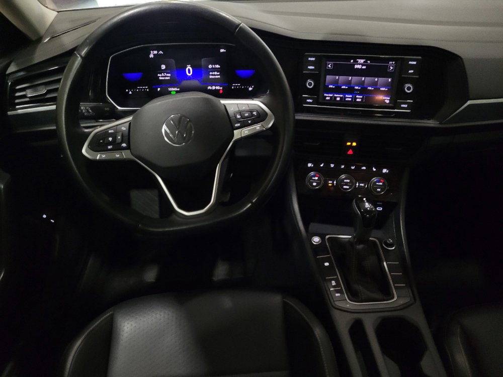 Used 2024 Volkswagen Jetta SE FWD image 22