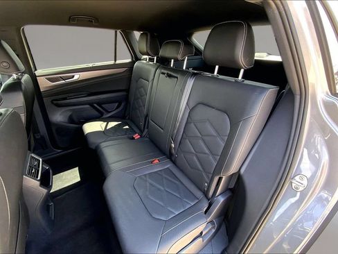 Certified 2026 Volkswagen Atlas Cross Sport SE AWD/4WD image 25