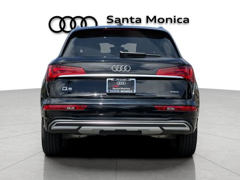 Used 2023 Audi Q5 2.0T Premium w/ Convenience Package AWD/4WD image 7