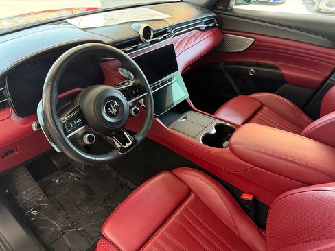 Certified 2023 Maserati Grecale Modena AWD/4WD image 12