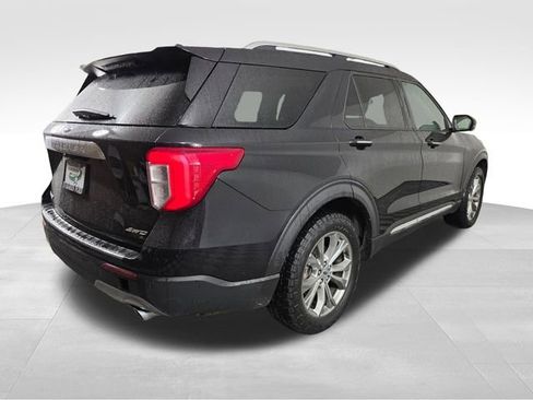 Used 2023 Ford Explorer Limited image 7