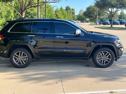 Used 2022 Jeep Grand Cherokee Limited RWD image 11