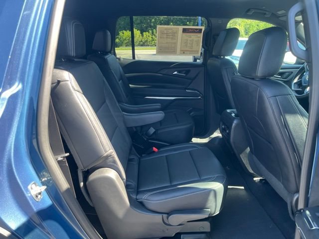 Used 2026 Chevrolet Traverse LT AWD/4WD image 22