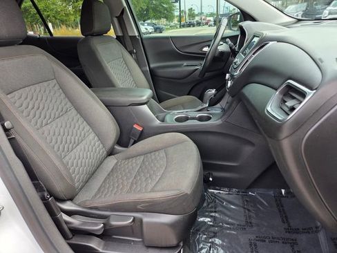 Used 2020 Chevrolet Equinox LT FWD image 14