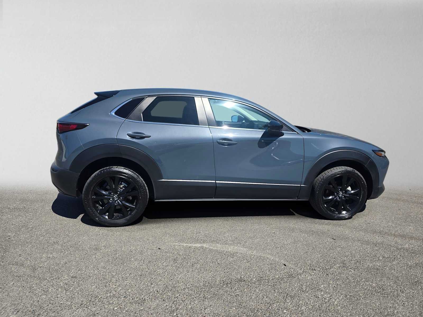 Used 2024 MAZDA CX-30 AWD 2.5 S w/ Preferred Package image 2
