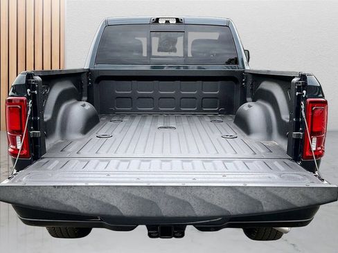 New 2026 RAM 2500 Big Horn AWD/4WD image 23