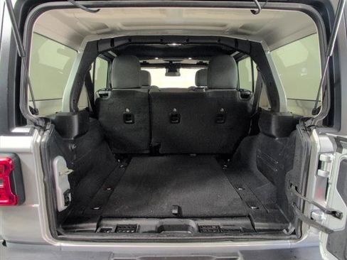 Certified 2024 Jeep Wrangler Unlimited Rubicon image 10