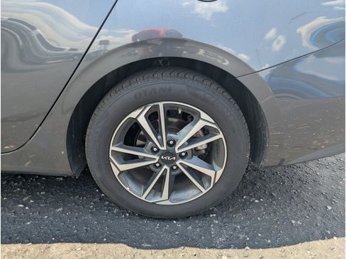 Used 2024 Kia Forte LXS FWD image 10
