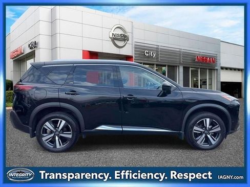 Used 2023 Nissan Rogue SL w/ SL Premium Package AWD/4WD image 5