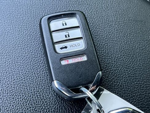 Used 2022 Honda Accord Sport image 24