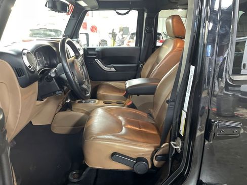 Used 2013 Jeep Wrangler Unlimited Sahara w/ Dual Top Group image 10