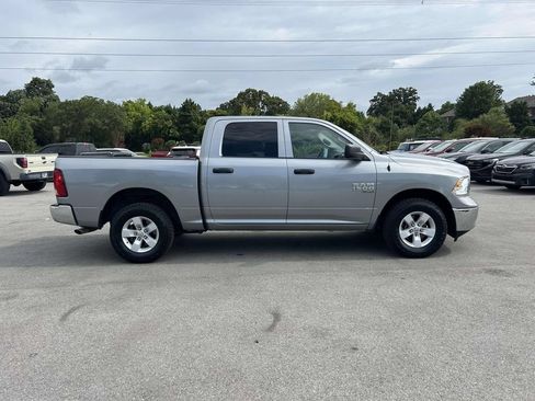 Used 2023 RAM 1500 Classic SLT w/ Electronics Group AWD/4WD image 4
