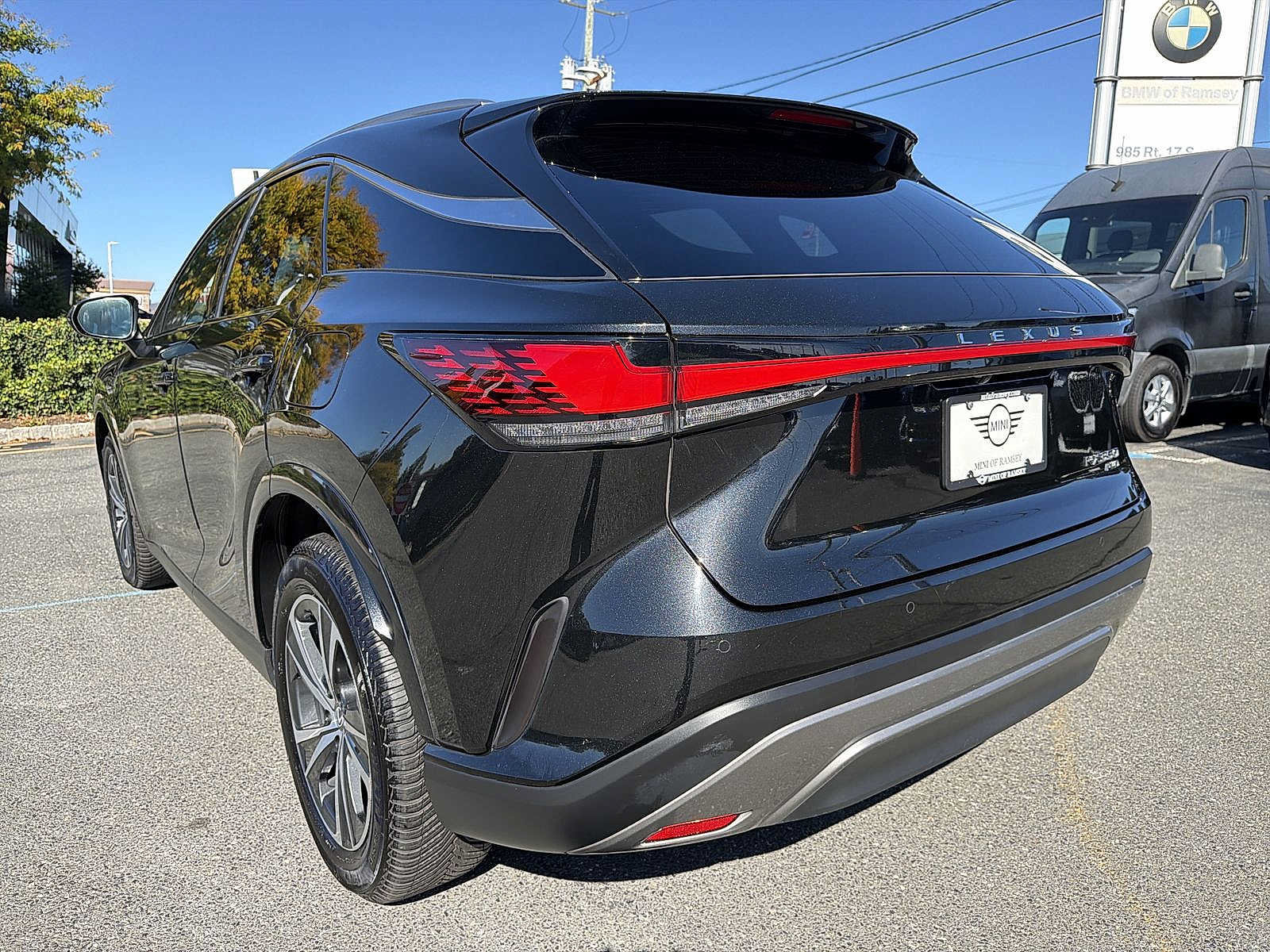 Used 2023 Lexus RX 350 Premium w/ Accessory Package AWD/4WD image 12