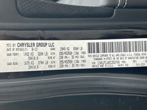 Used 2014 Jeep Grand Cherokee SRT image 46