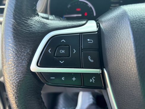 Used 2023 Toyota Sienna XLE image 14