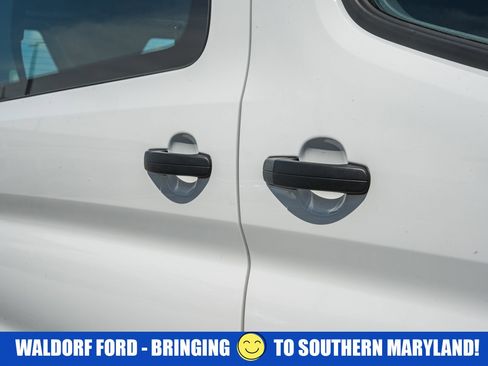 Used 2024 Ford Transit 250 Low Roof w/ Exterior Upgrade Package RWD image 17