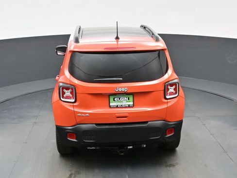 Used 2021 Jeep Renegade Latitude AWD/4WD image 34