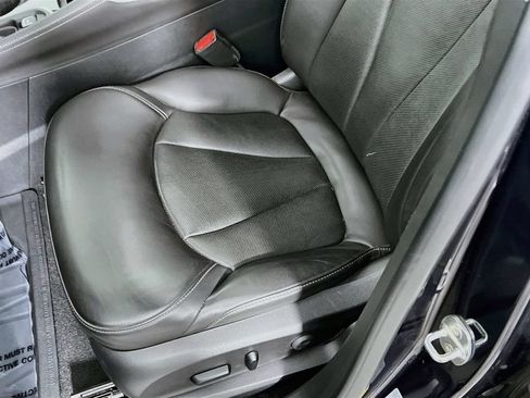 Certified 2020 Buick Envision Premium AWD/4WD image 18
