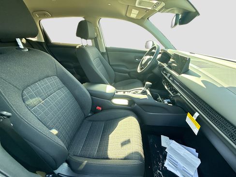 New 2027 Honda HR-V LX image 22