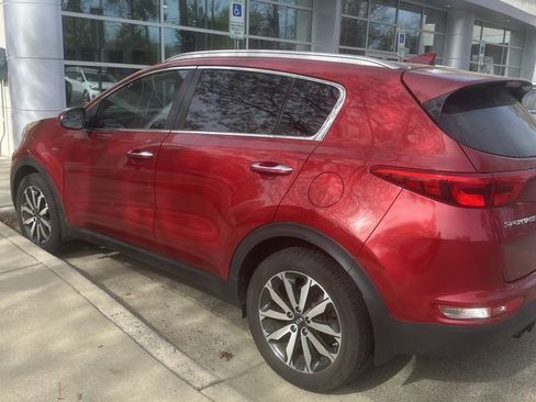 Used 2017 Kia Sportage EX image 3