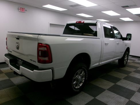 Used 2024 RAM 2500 Laramie AWD/4WD image 6