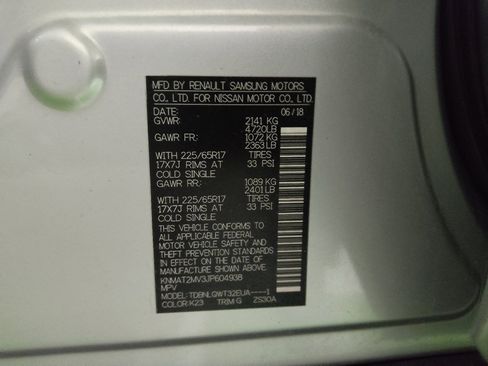 Used 2018 Nissan Rogue SV AWD/4WD image 33
