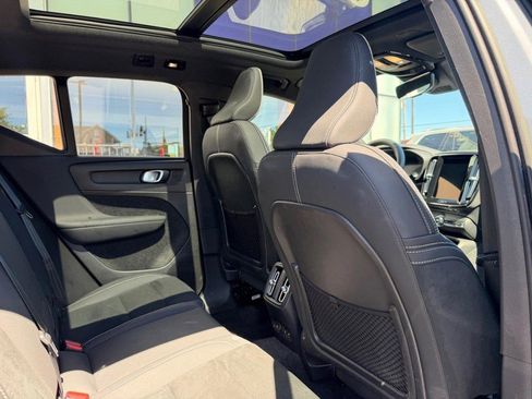Certified 2023 Volvo XC40 Recharge Ultimate w/ Protection Package Premier AWD/4WD image 11