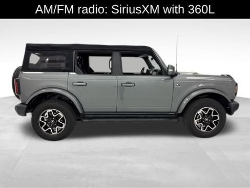 Used 2022 Ford Bronco Outer Banks image 7