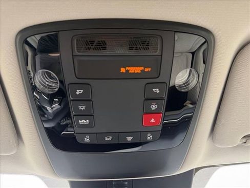 New 2026 Kia Carnival EX FWD image 27