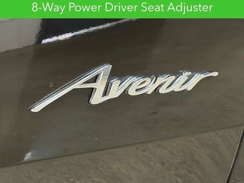 Certified 2025 Buick Envista Avenir FWD image 11